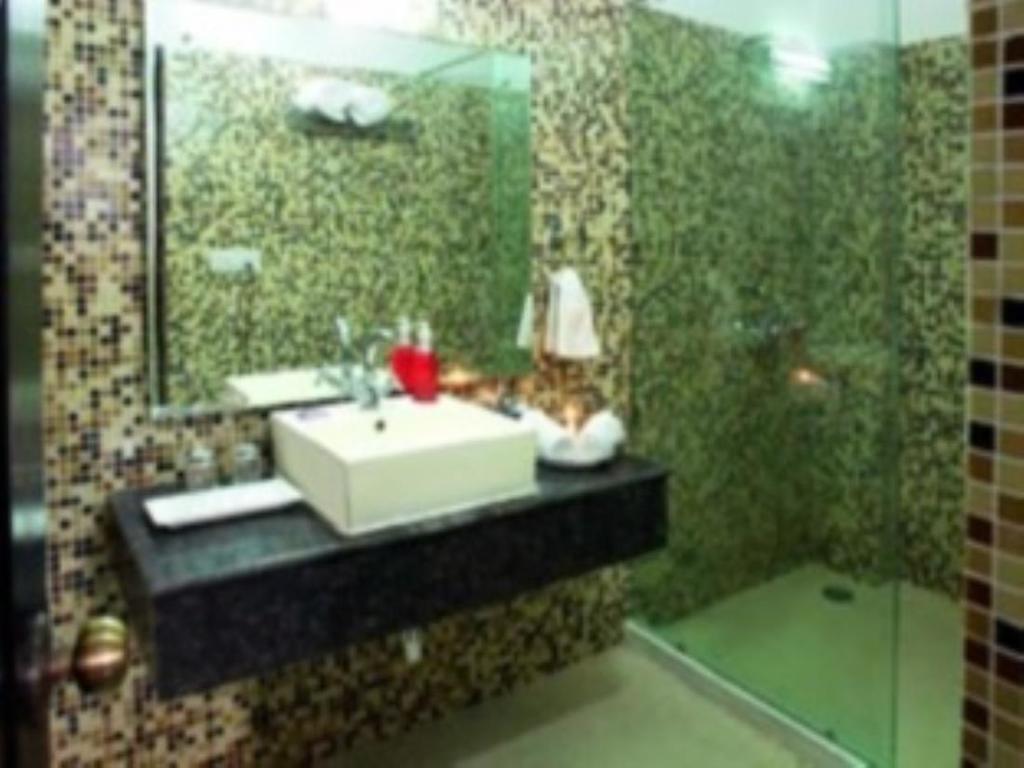 Rishikesh Inn By One Hotels Bagian luar foto